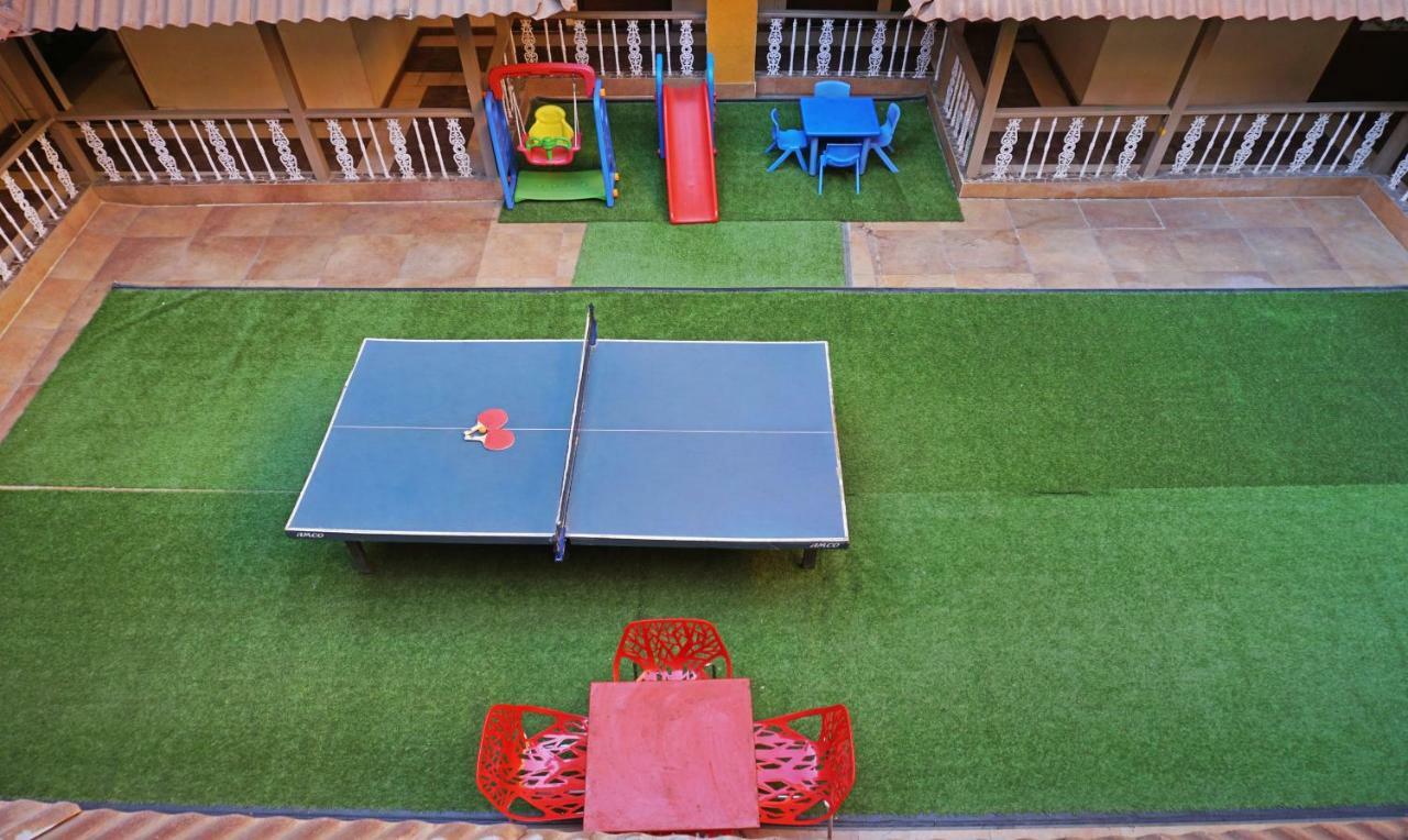 Hotel Lions Den Lonavala Exterior photo